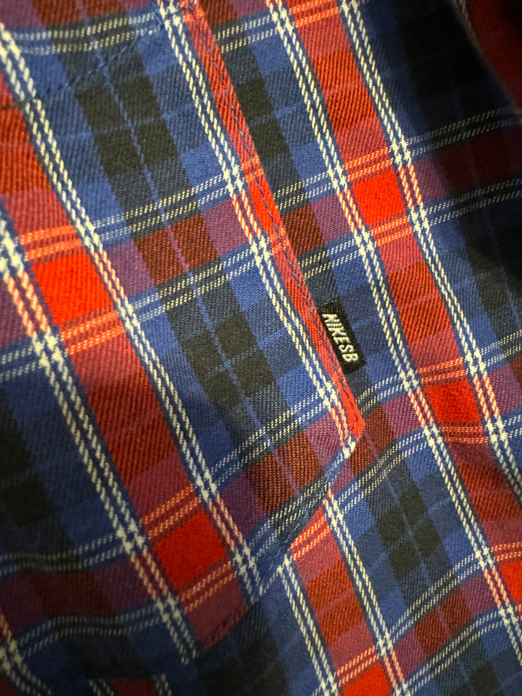 Nike SB Plaid Long Sleeve Button-Up. Size XL.